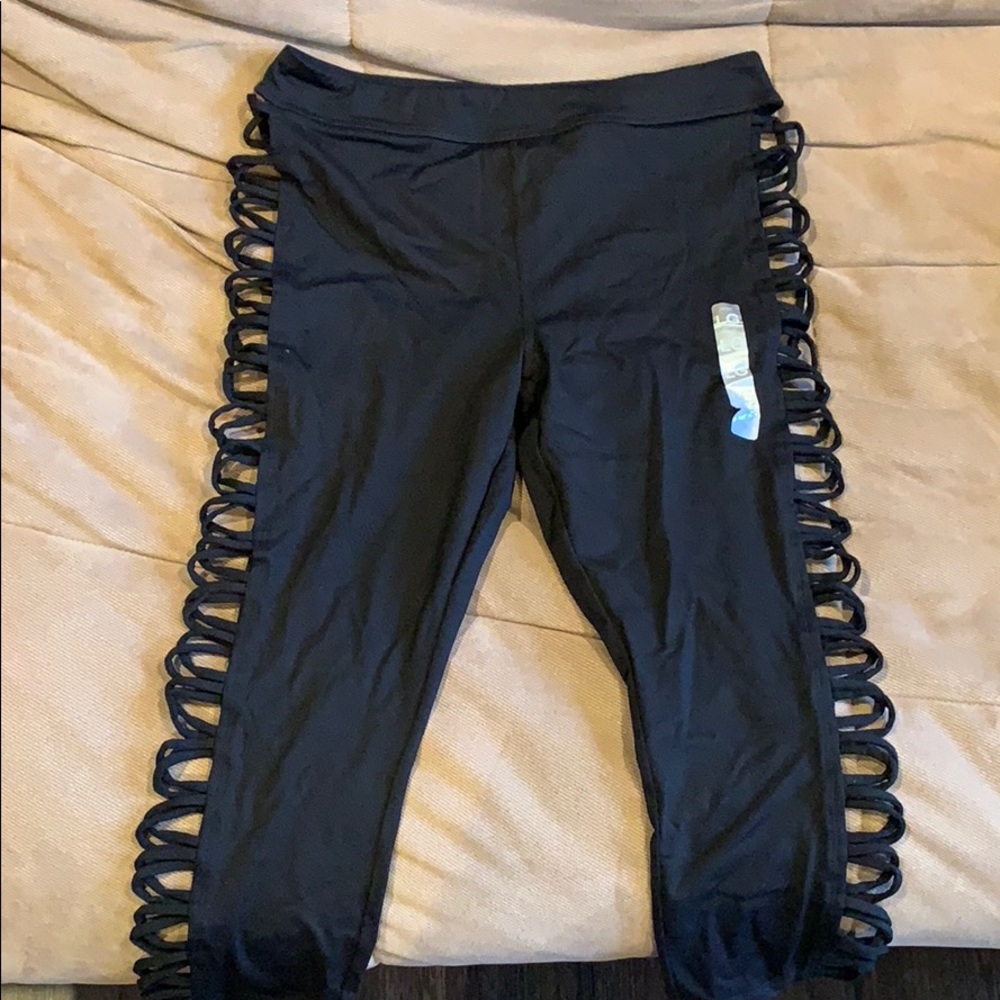 Black Capri Leggings